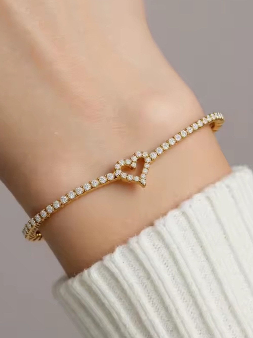 Kohl's Gold Heart Bracelet with Cubic Zirconia Accents